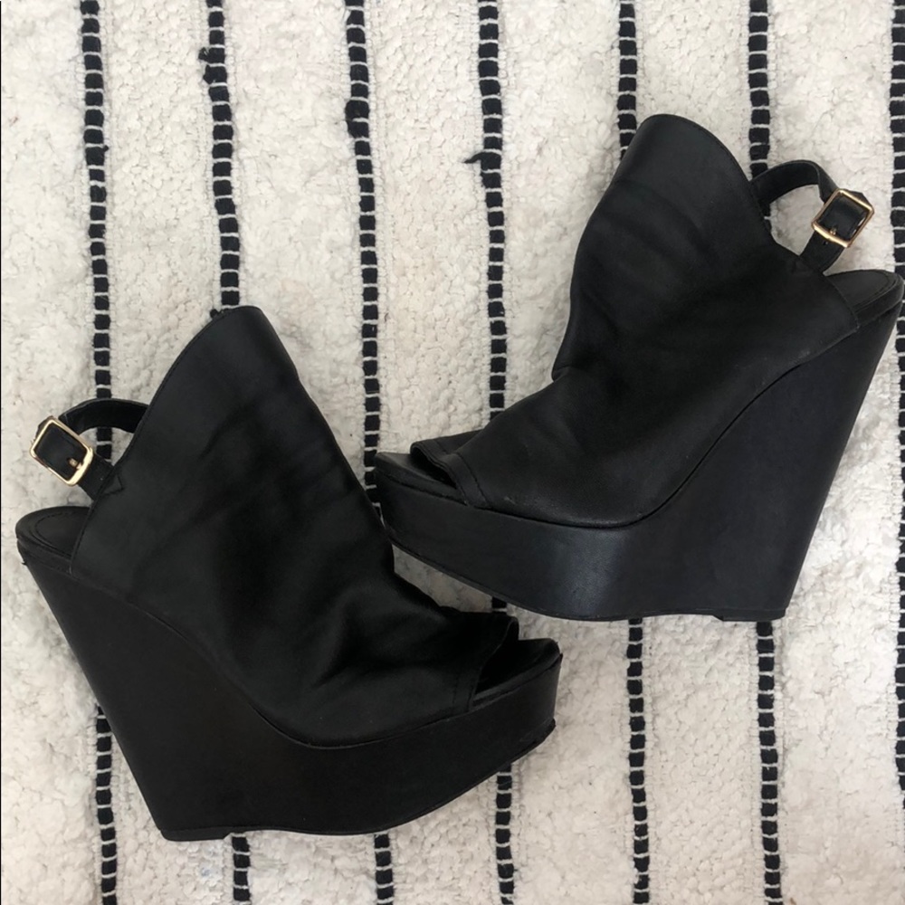 STEVE MADDEN DRAPEY black 6 inch wedges